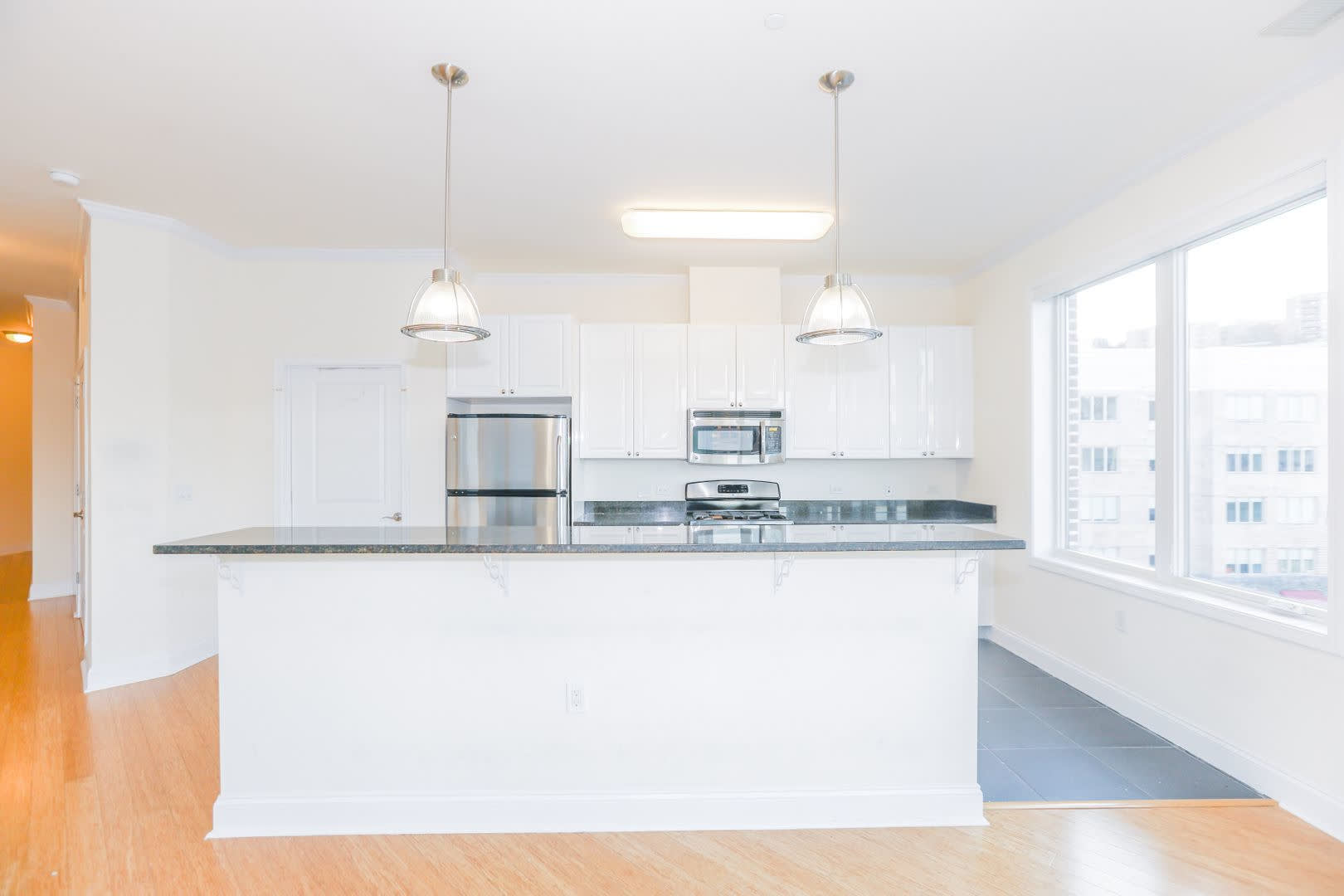 Edgewater Harbor Residential – photo 3