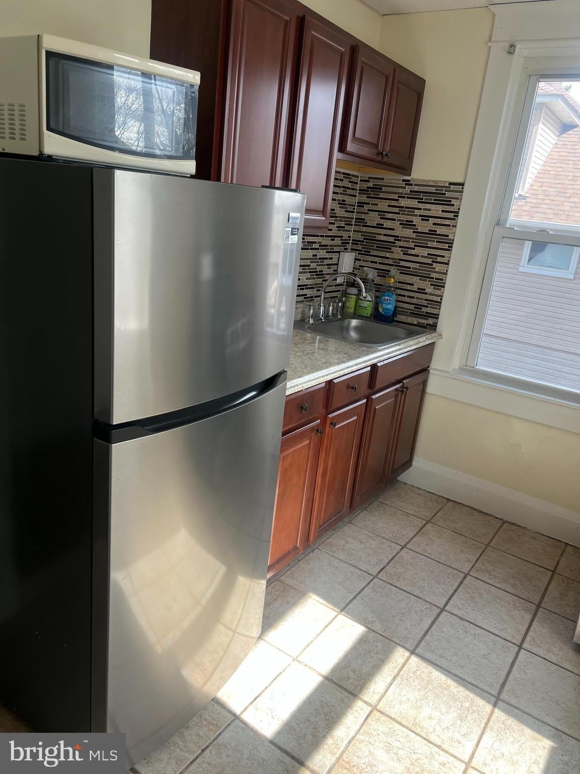 3021 GLENMORE Avenue – photo 3
