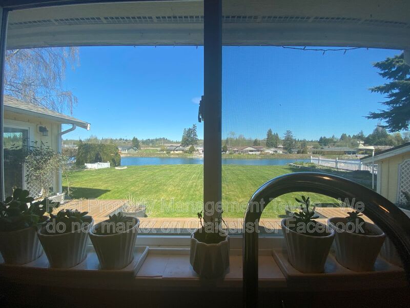8252 Cowichan Rd – photo 5
