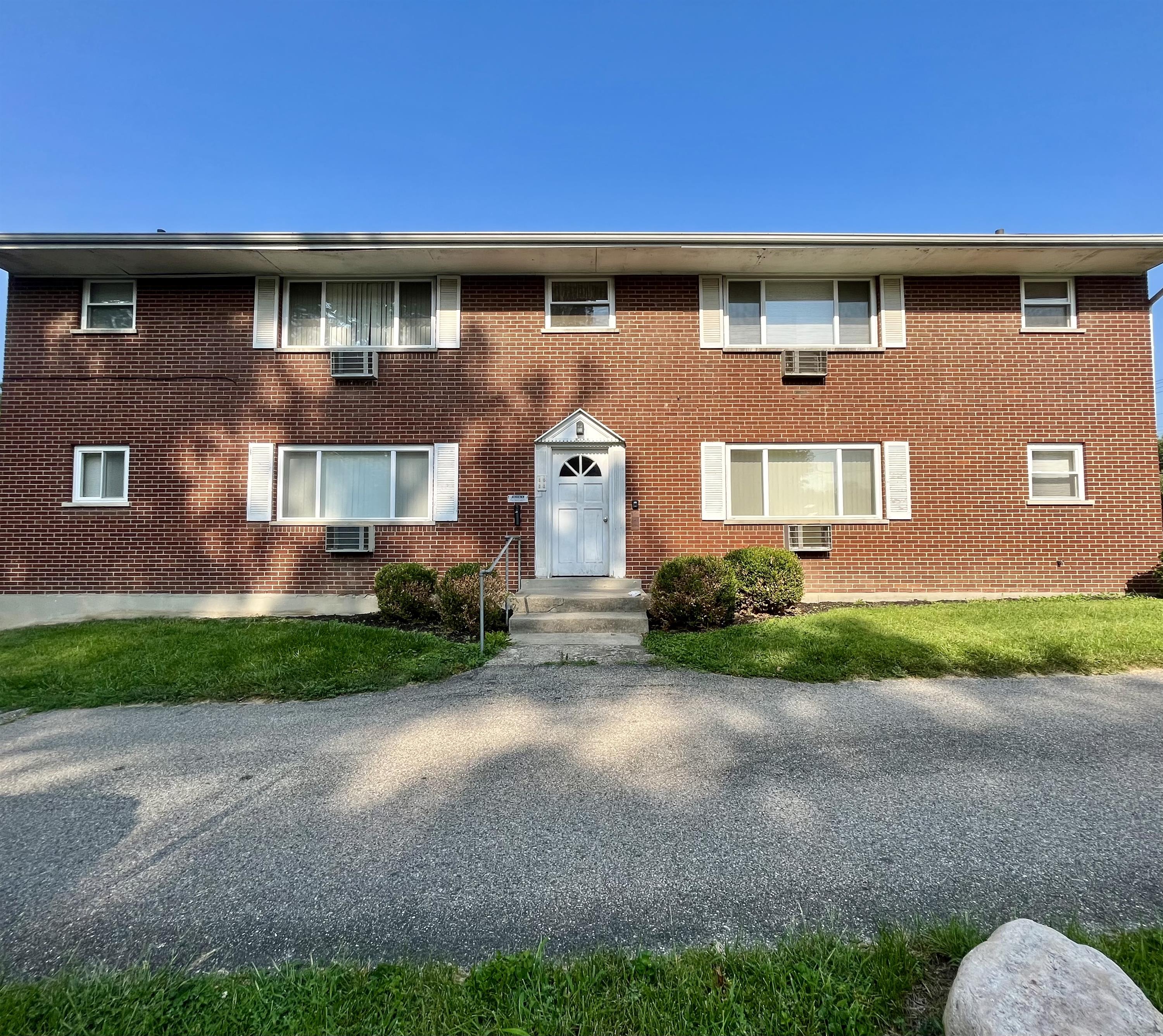 2027 Galbraith Road – photo 2