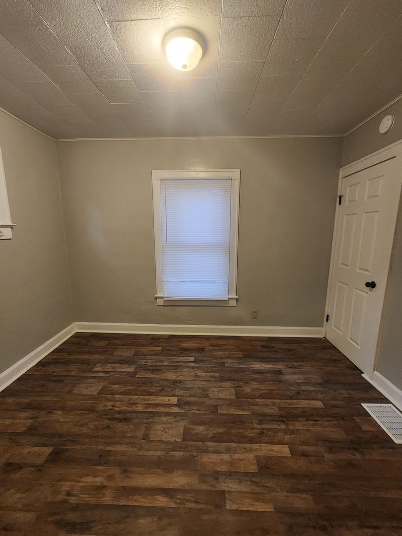 Updated Two Bedroom Single Family Home near N Harding and 23rd – photo 3