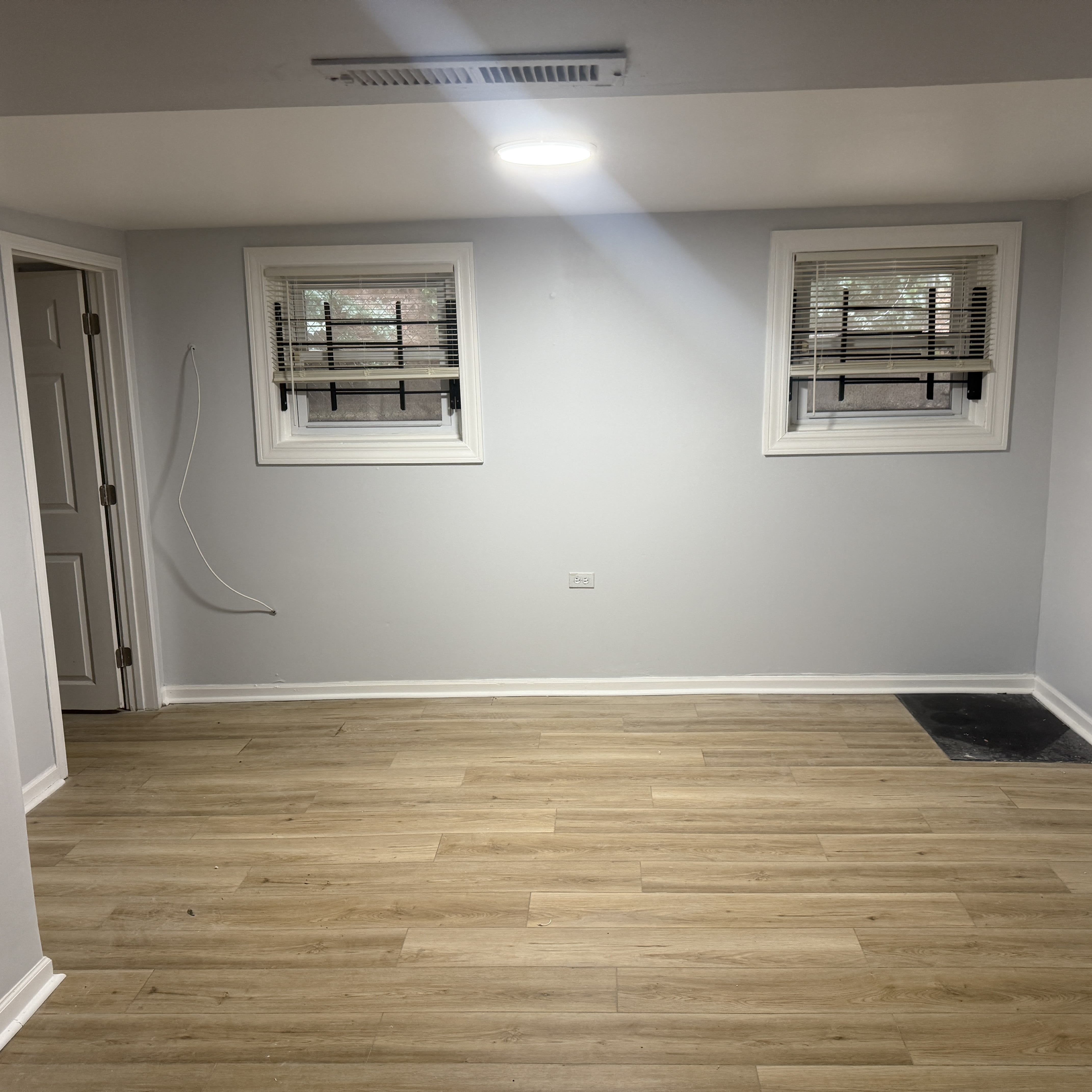 7640 S Phillips Ave Apt B – photo 3