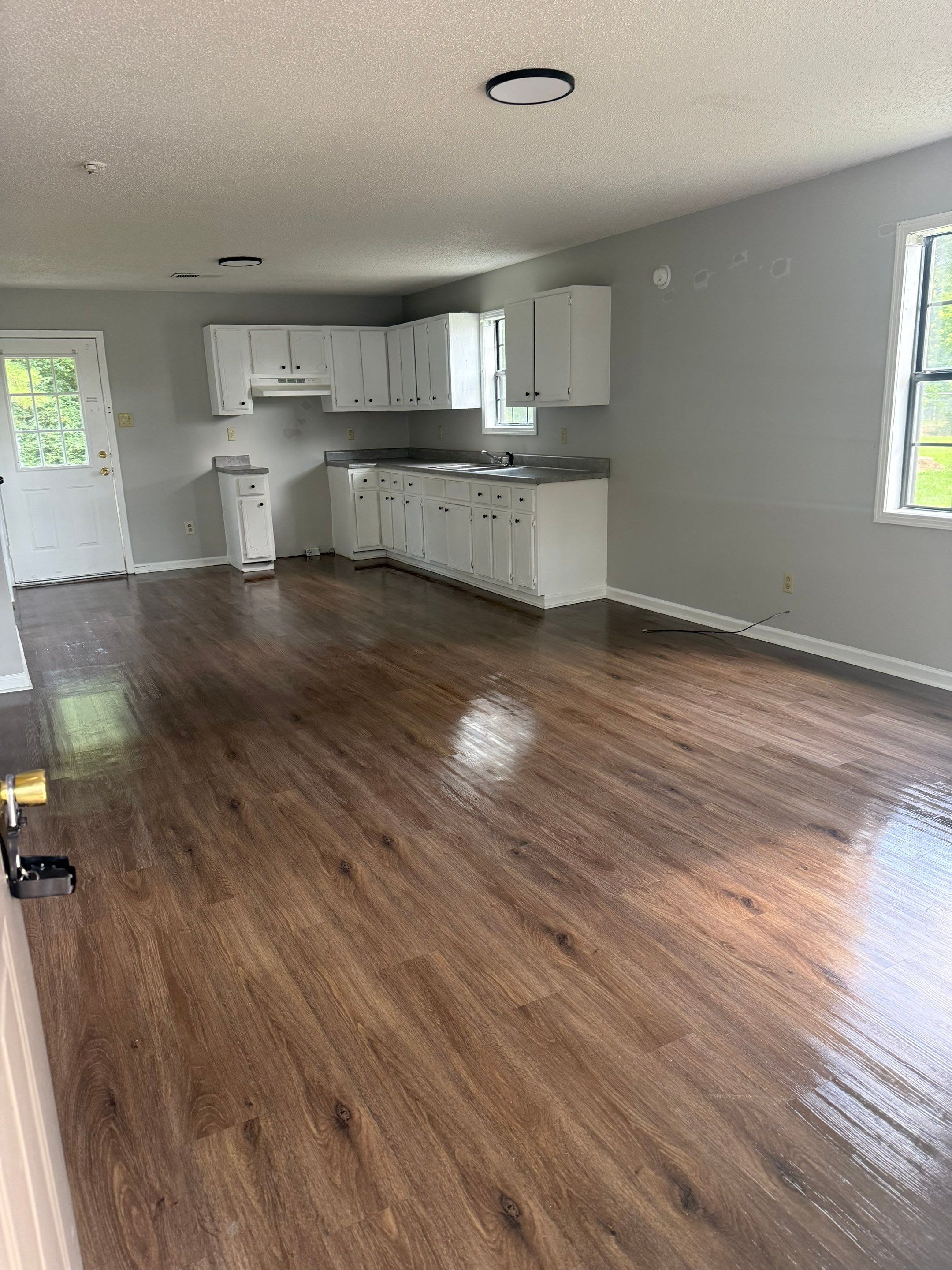 108 N Bond – photo 3