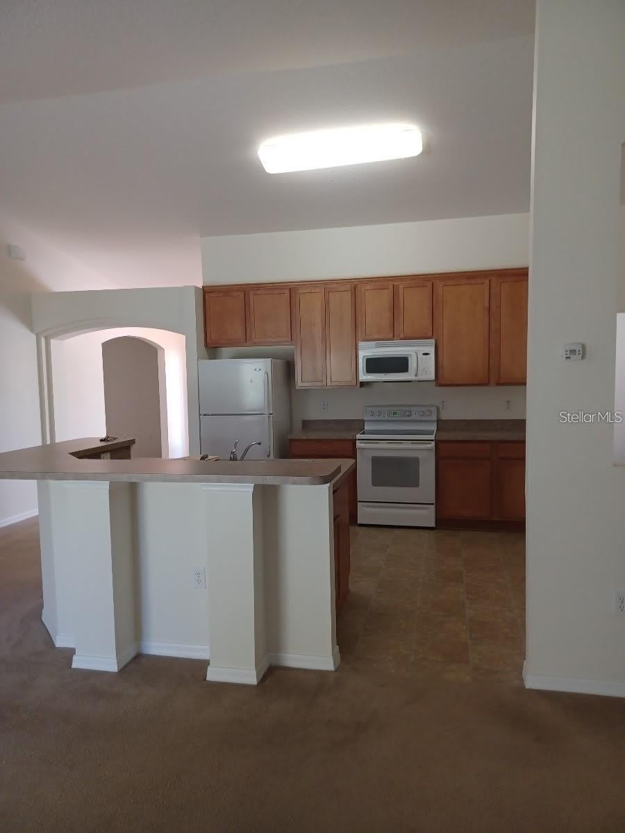 63 BANNBURY Lane – photo 3