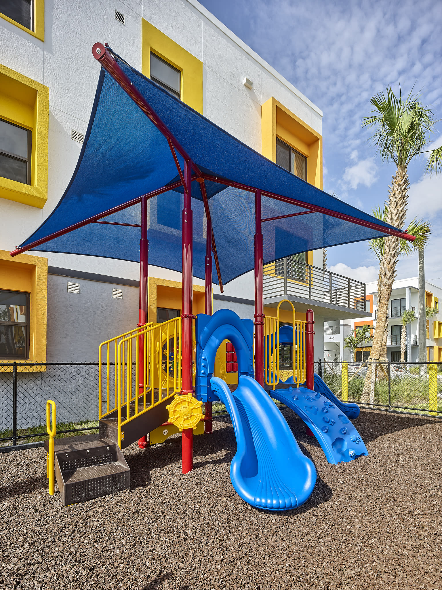 Gateway Luxury Apartments – photo 3