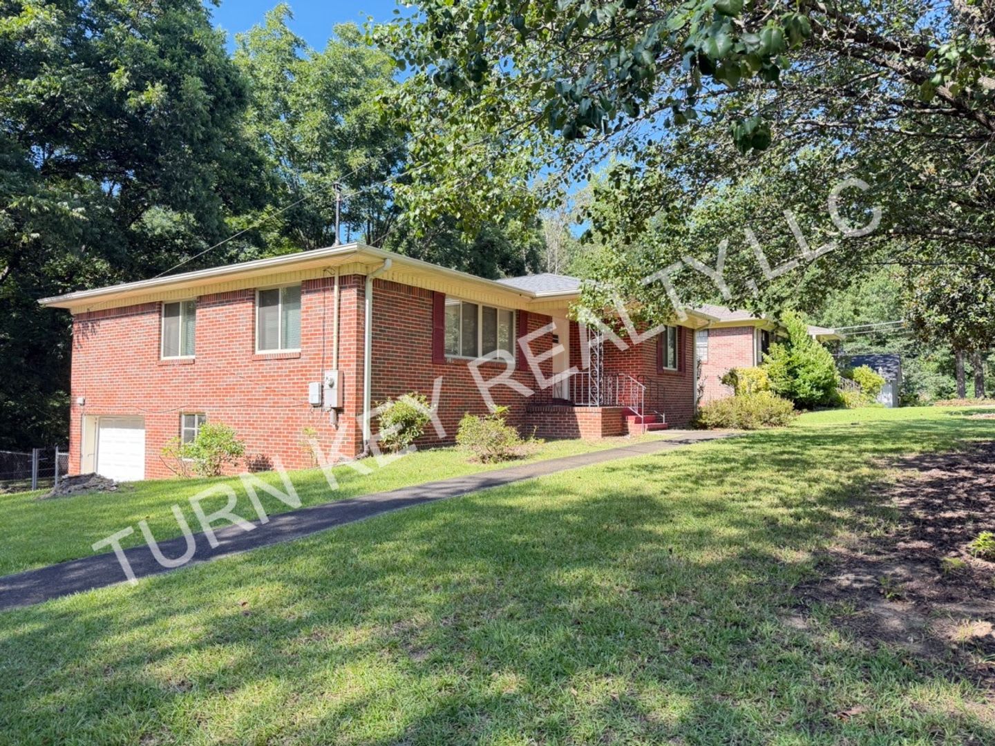 Home for Rent in Pleasant Grove – photo 3