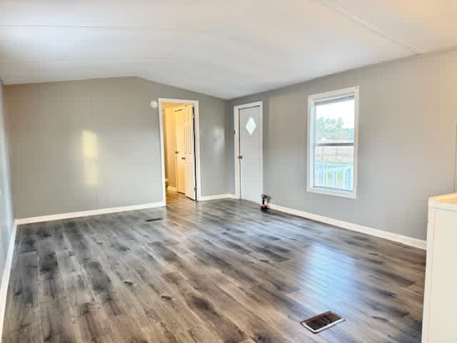 205 W. Conyers Avenue, Lot 7 – photo 2