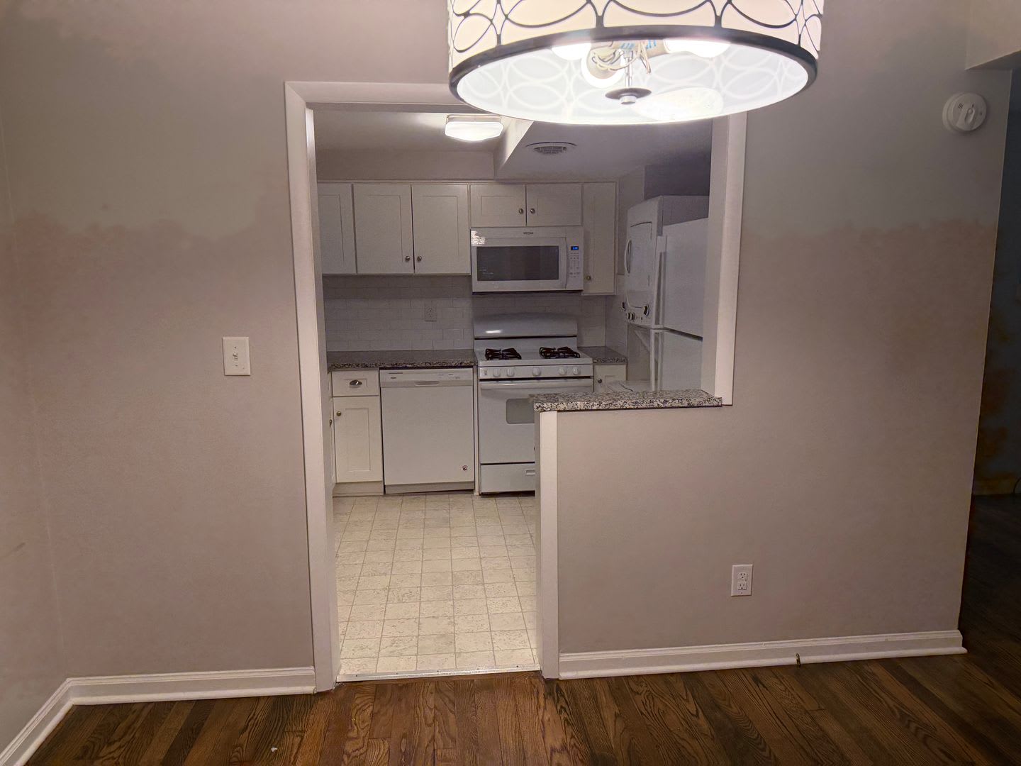 2 Bedroom Condo on St. Mary's St. – photo 4