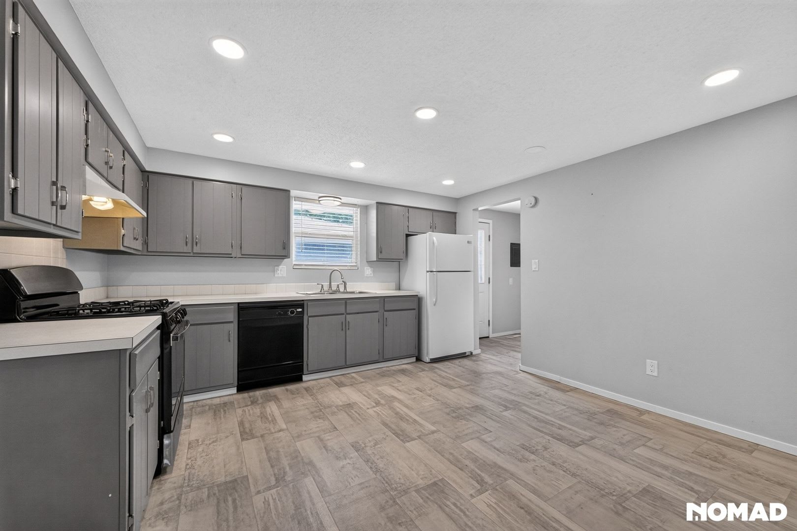Charming 2BR Duplex in Loveland – photo 4