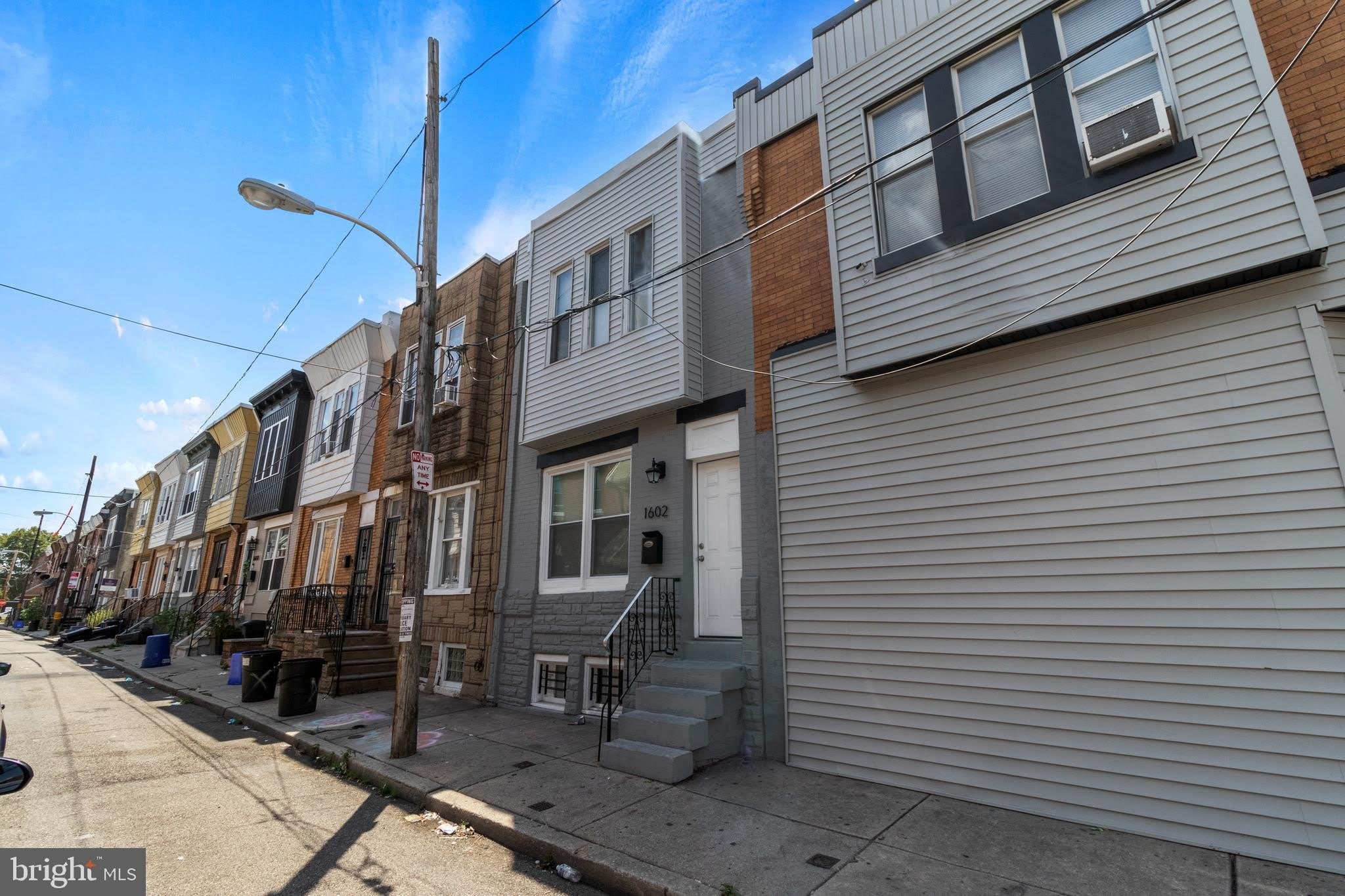 1602 S LECOUNT Street – photo 2
