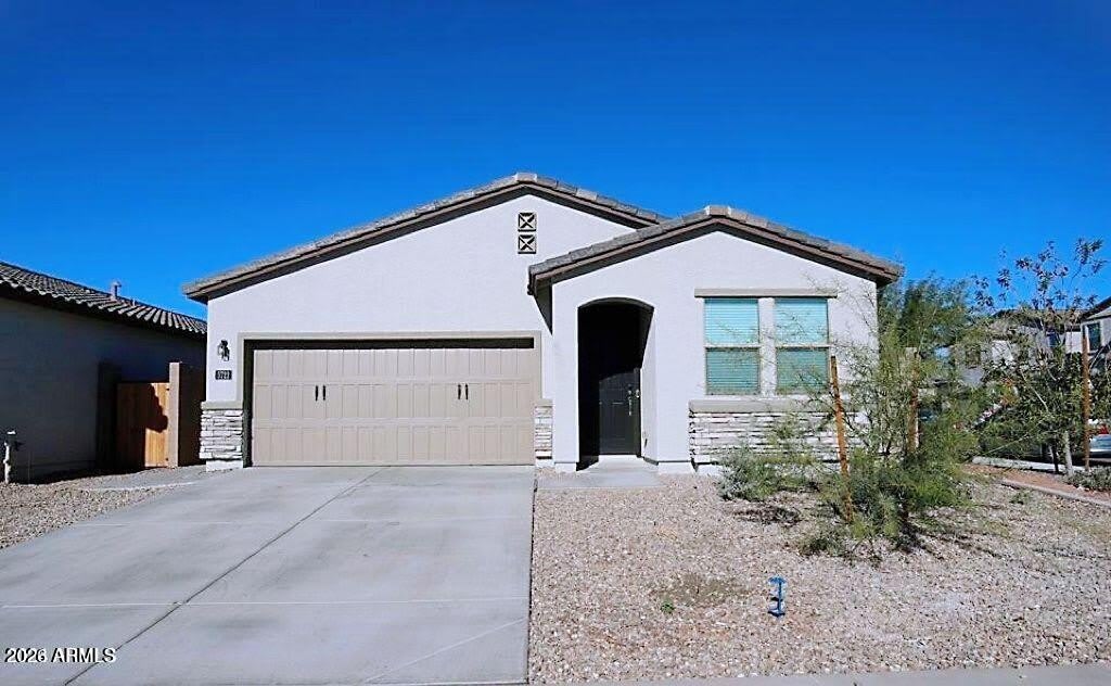 5722 W Getty Drive – photo 2