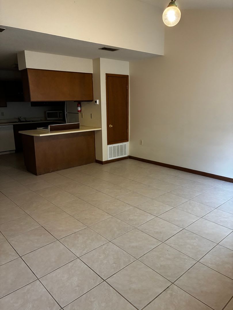Back on Market! – photo 2