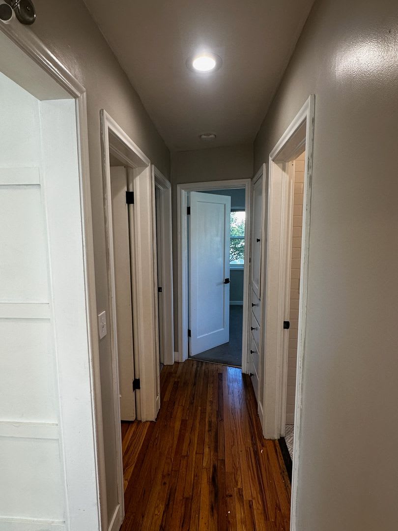 Beautiful 4 Bedroom Home In Millcreek Available Now – photo 5