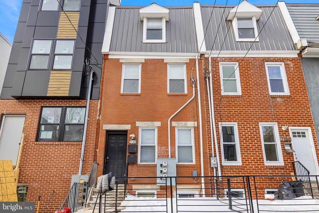 2148 N FRANKLIN STREET – photo 1