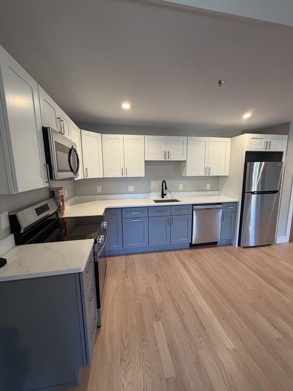 944 East St – photo 5