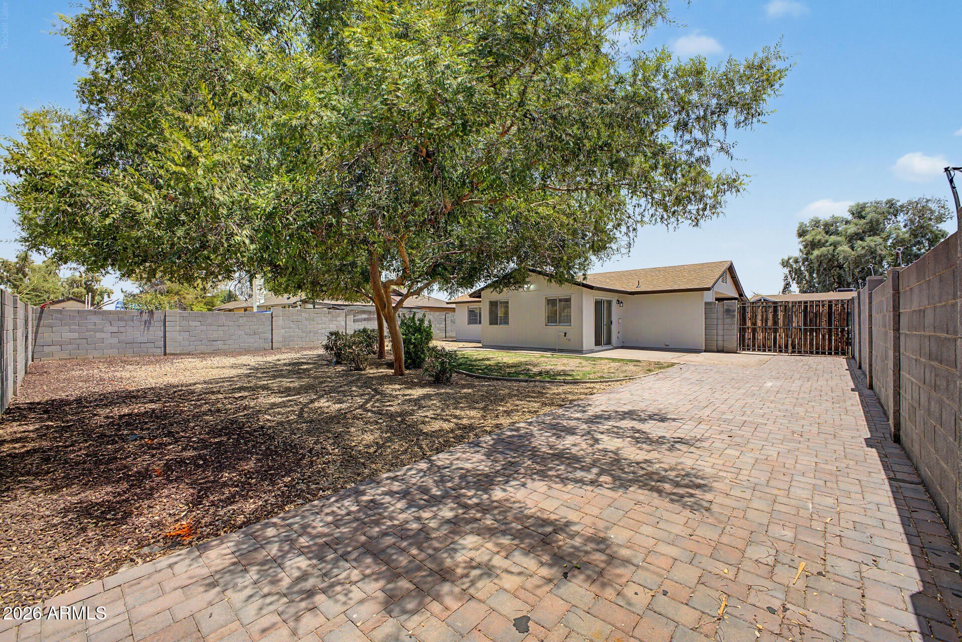 2340 E Isabella Avenue – photo 5