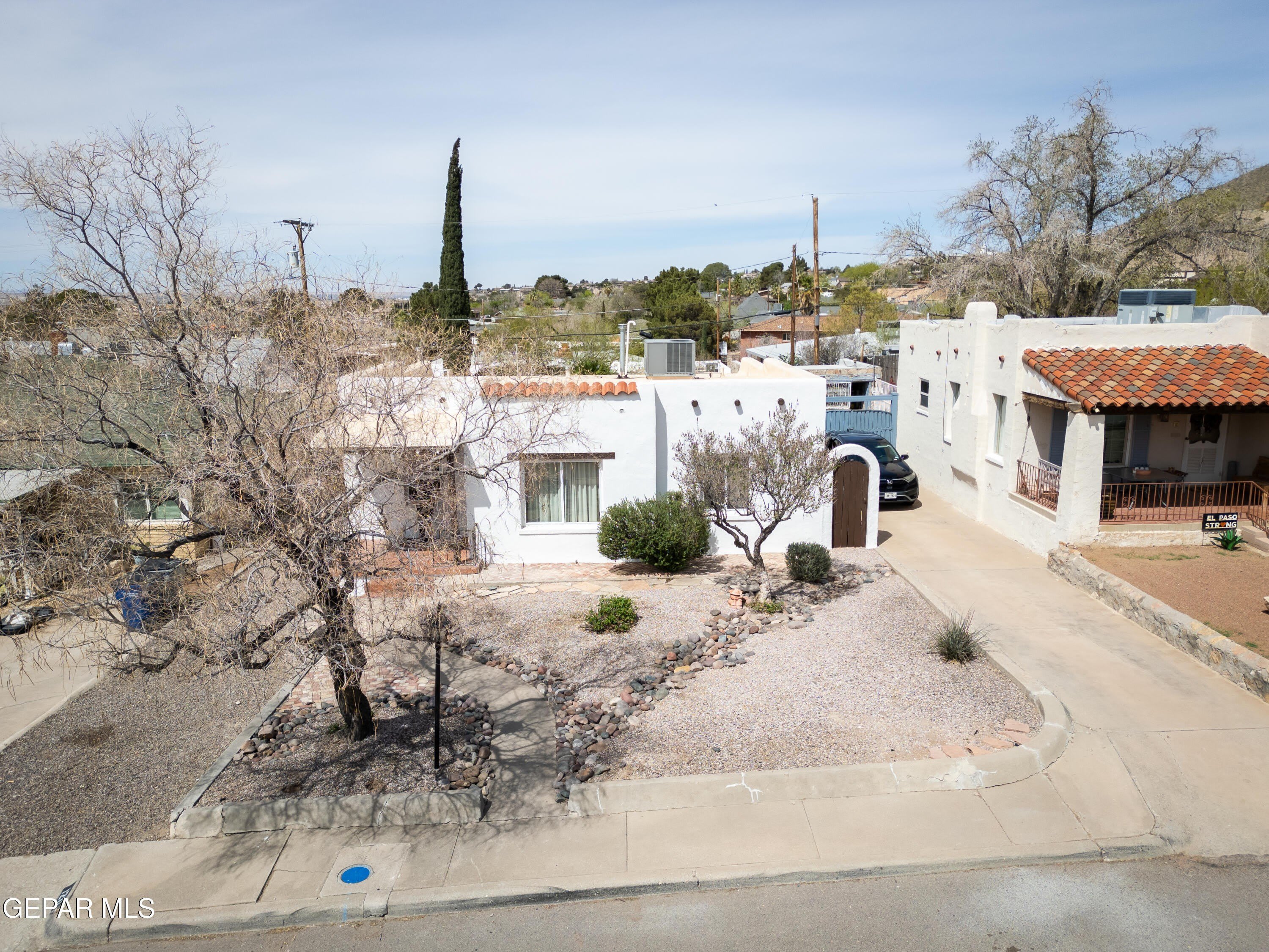 1211 MESITA Drive – photo 4
