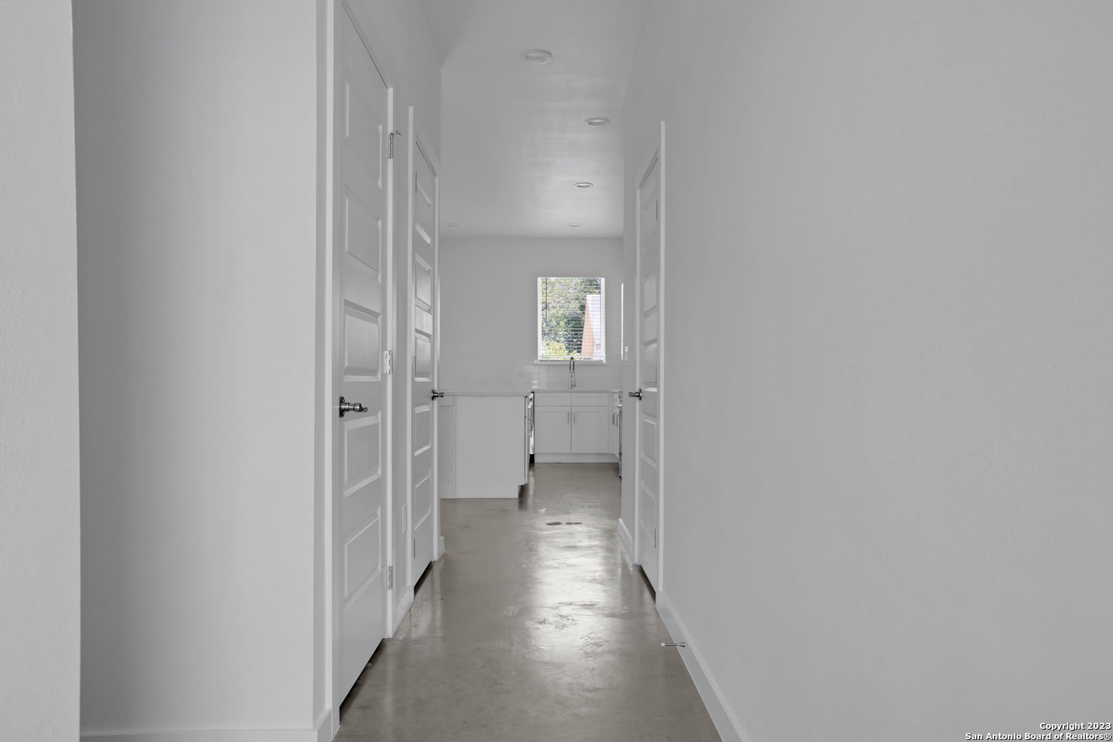 911 Piedmont Ave – photo 3