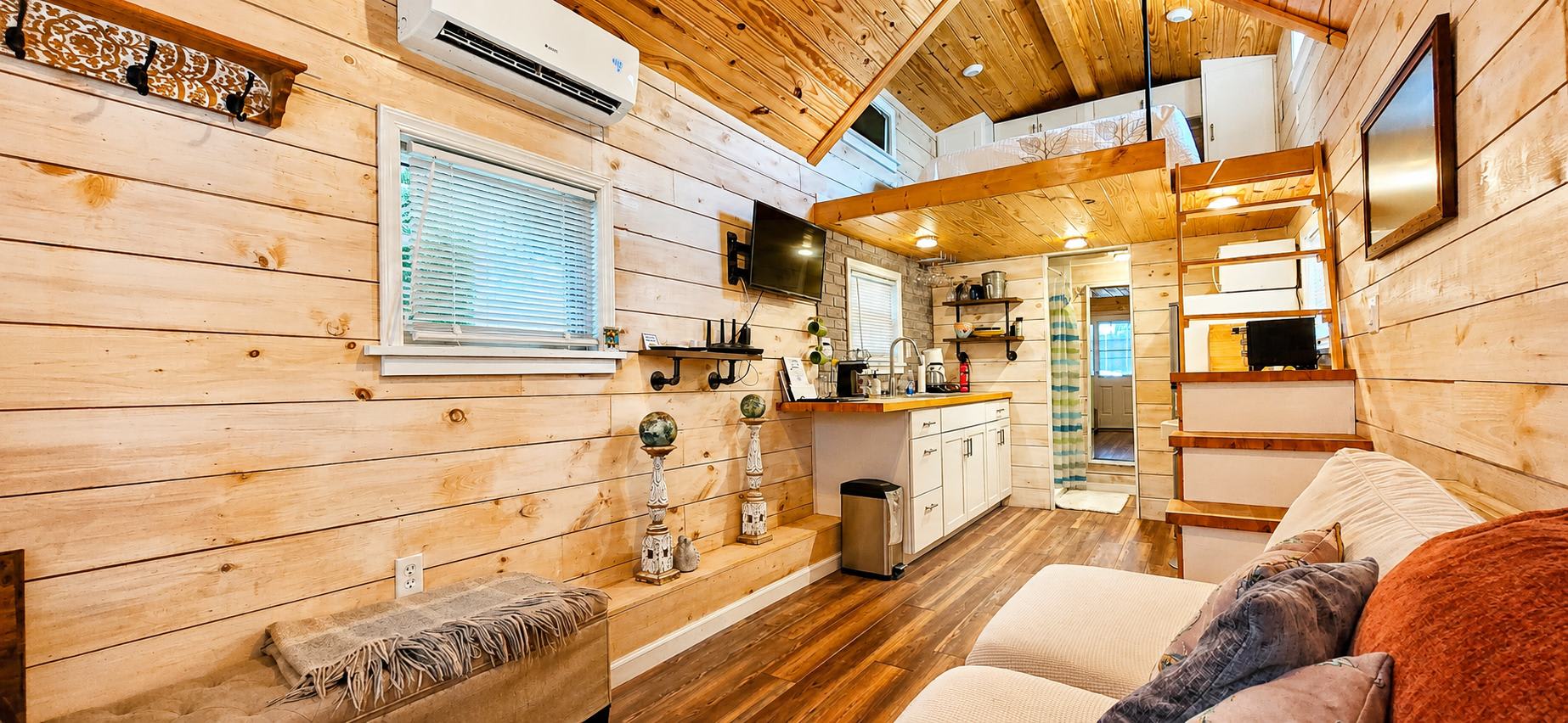 2120 N Scenic HwyUnit 1 – photo 3