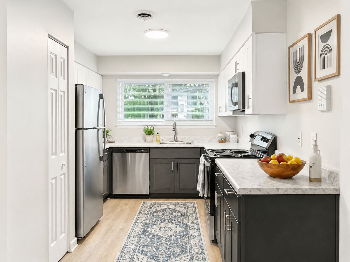 Heritage Village Apartments – photo 2