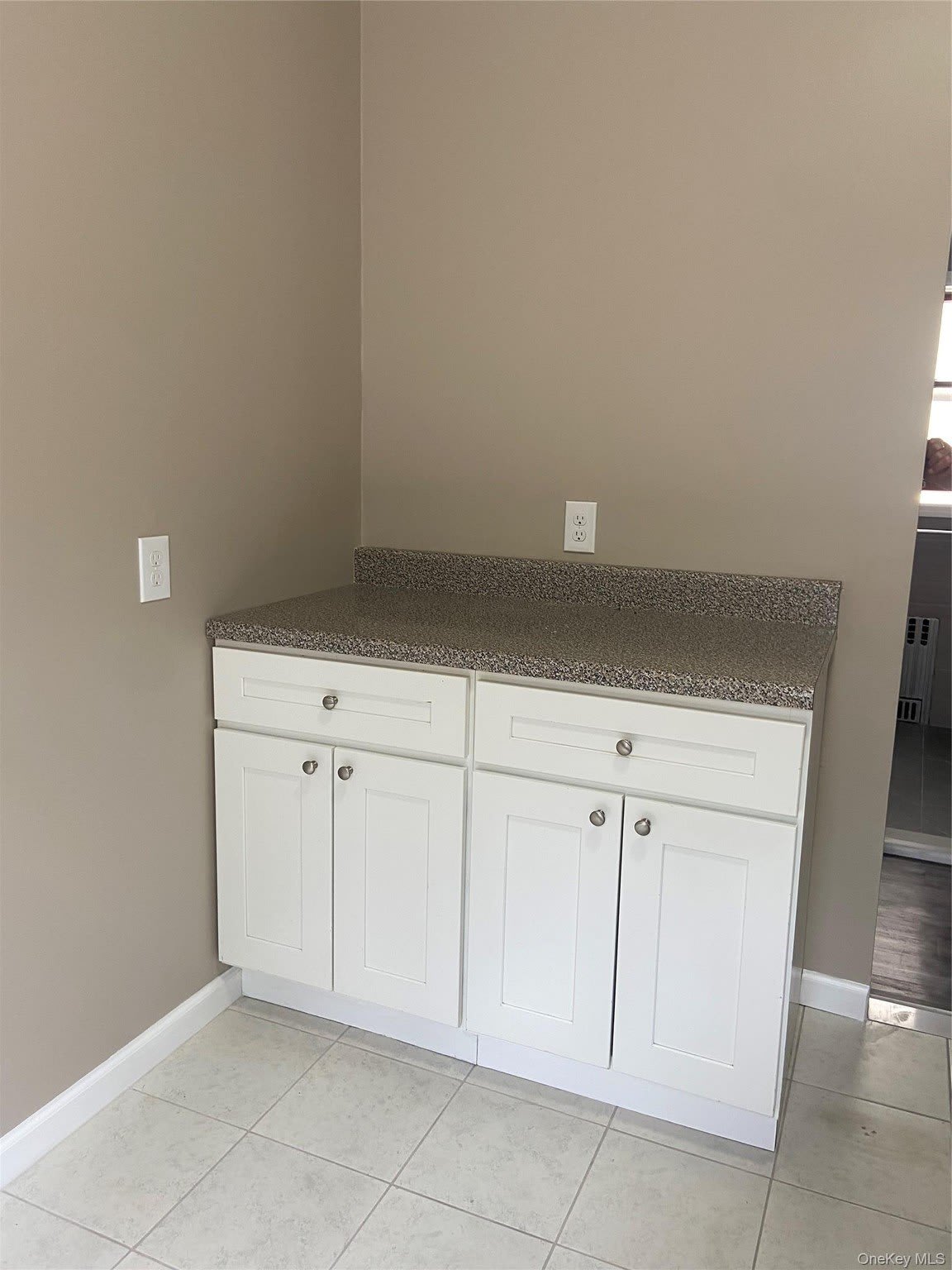 85 15 85Th Street – photo 2