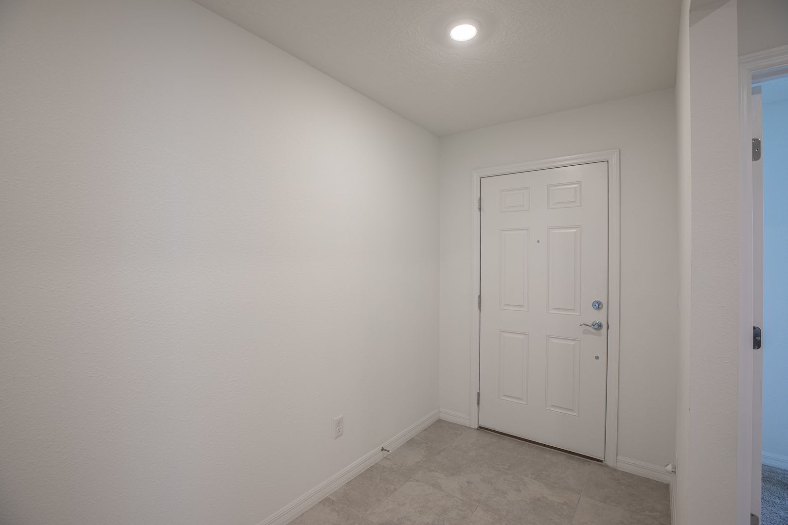 Charming Home with Fully Fenced Backyard – photo 3