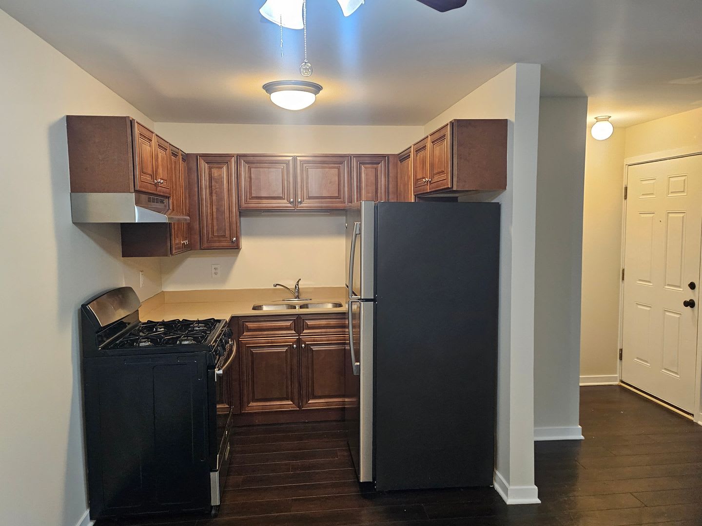 1400 Light Road Unit 207 Oswego, IL 60543 – photo 4