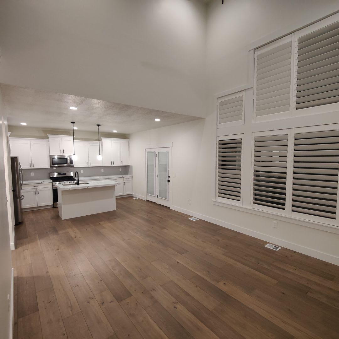 Beautiful-Pristine 4 Bedroom Condo for Rent in Midvale – photo 3