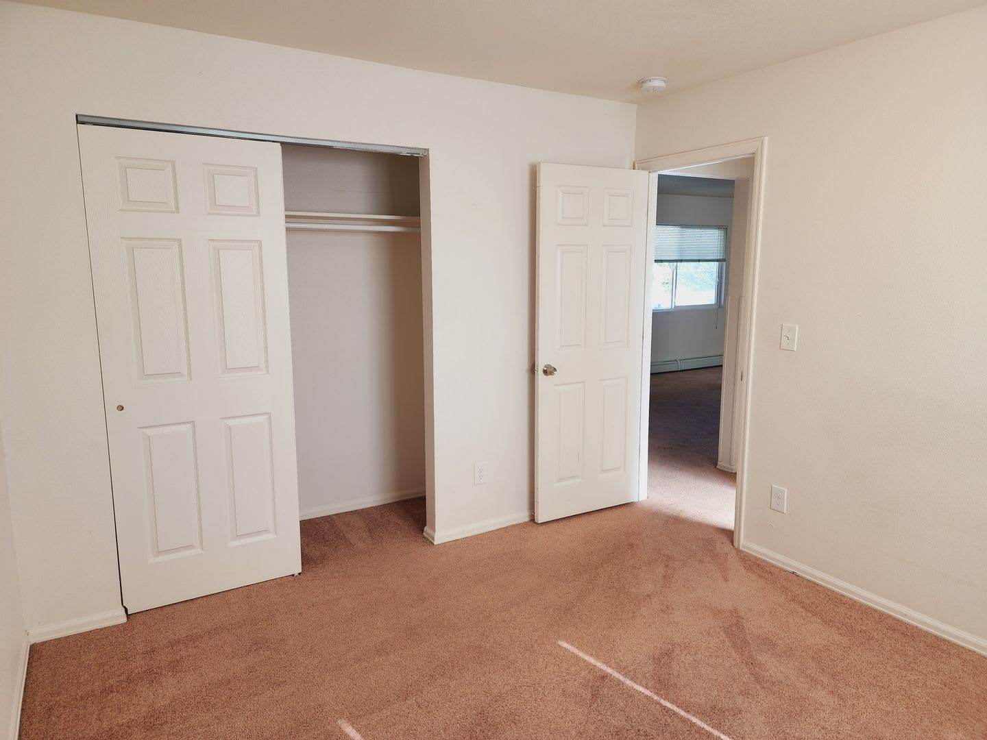 2 Bedroom Unit on University Dr. – photo 5