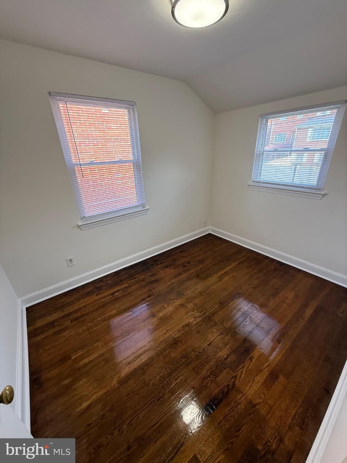 374 CHAPLIN Street SE – photo 4