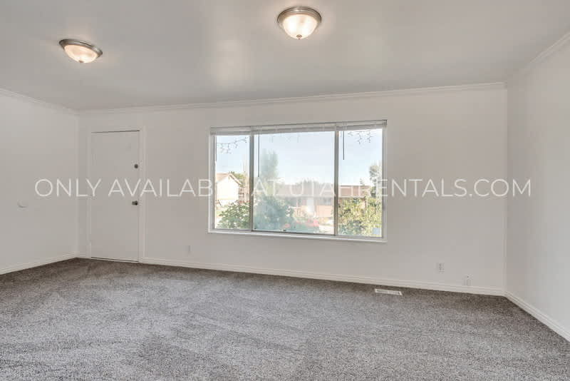 7367 W Jefferson Rd – photo 5