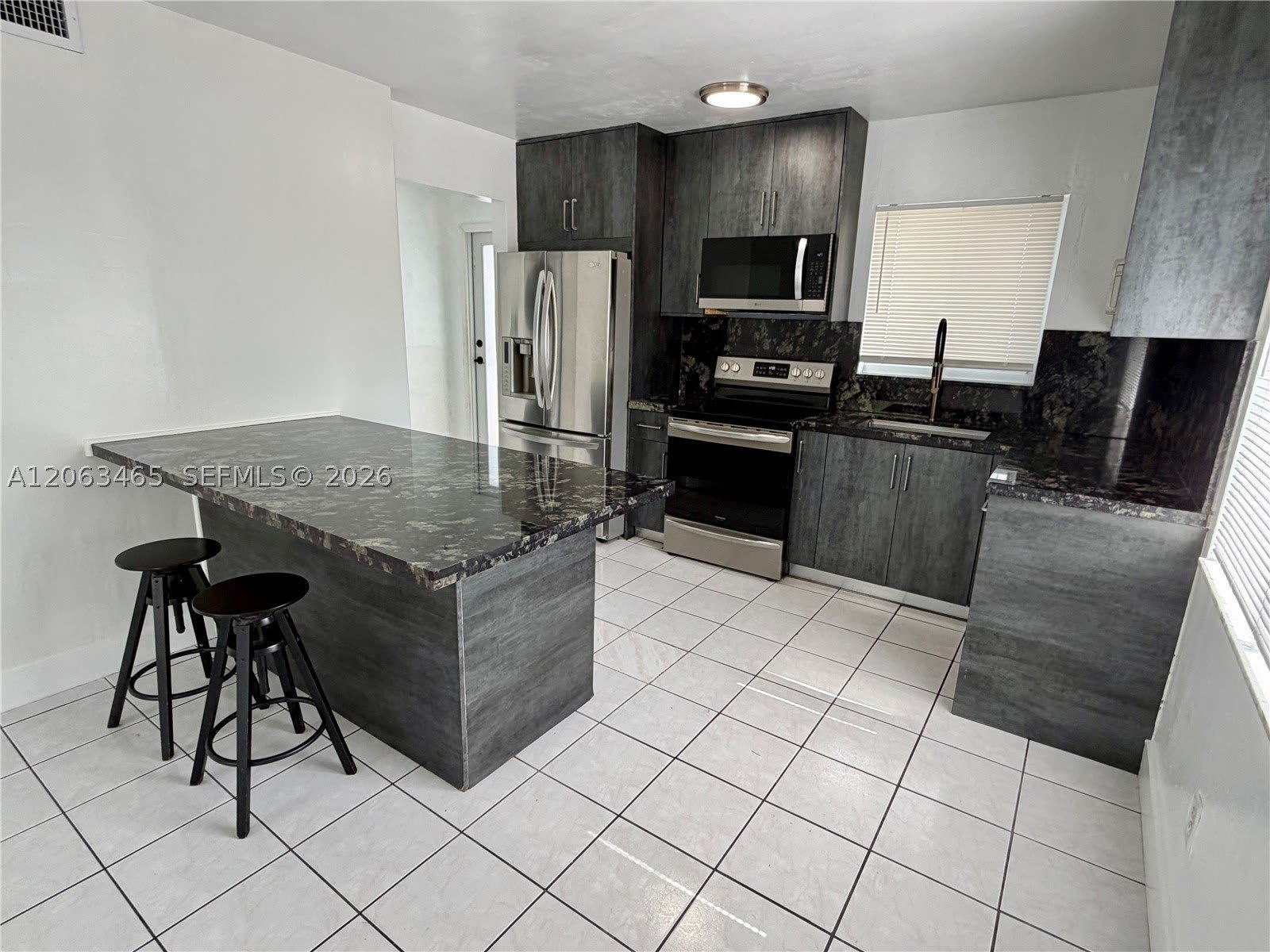 3247 SW 92nd Ave – photo 2