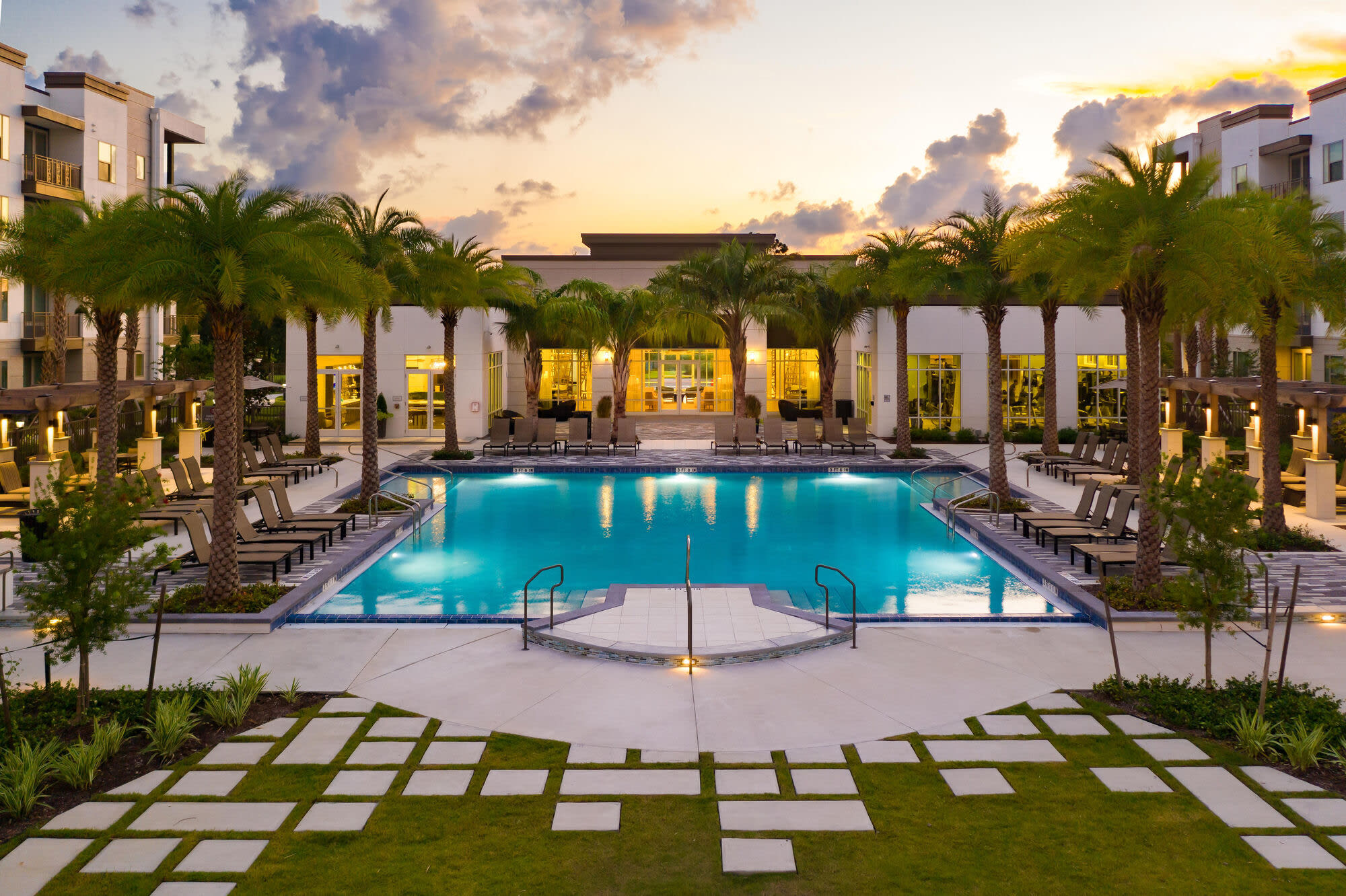 SUR at Southside Quarter – photo 2