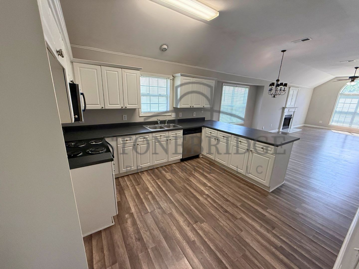 3 Bed 2 Bath Home In Calera – photo 5
