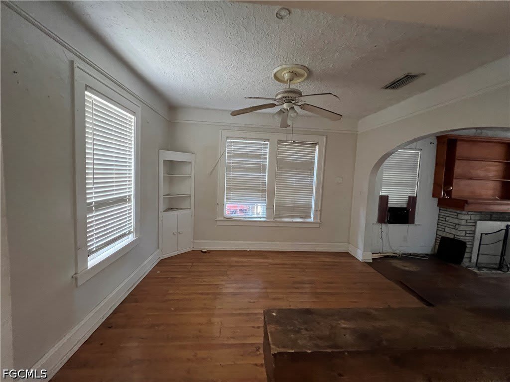 3835 Lake Street – photo 3