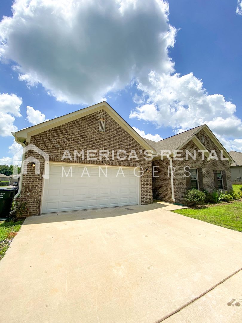 Home for Rent in Clanton, AL! – photo 3