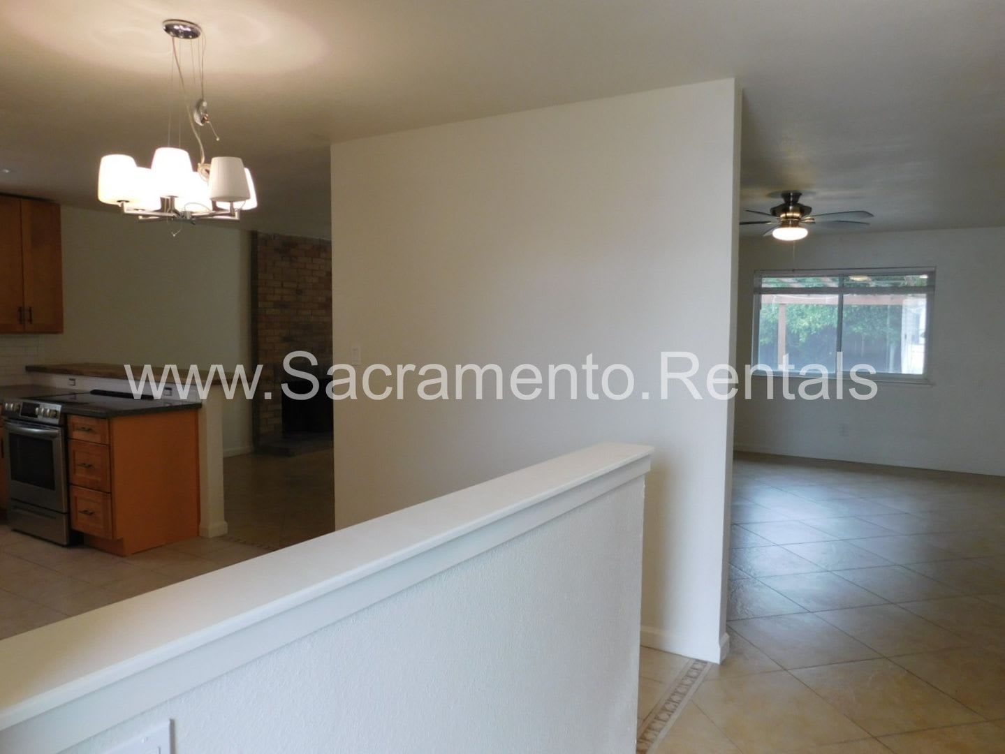 Updated 4bd/2ba Home near Cosumnes River College – photo 4