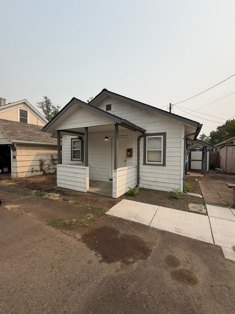 2 Bedroom in Downtown Albany! – photo 1