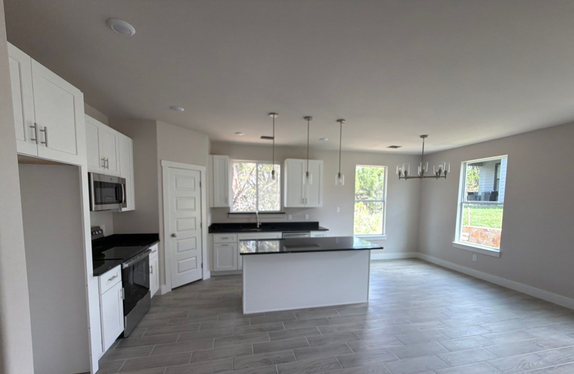 5621 San Jacinto Drive – photo 3