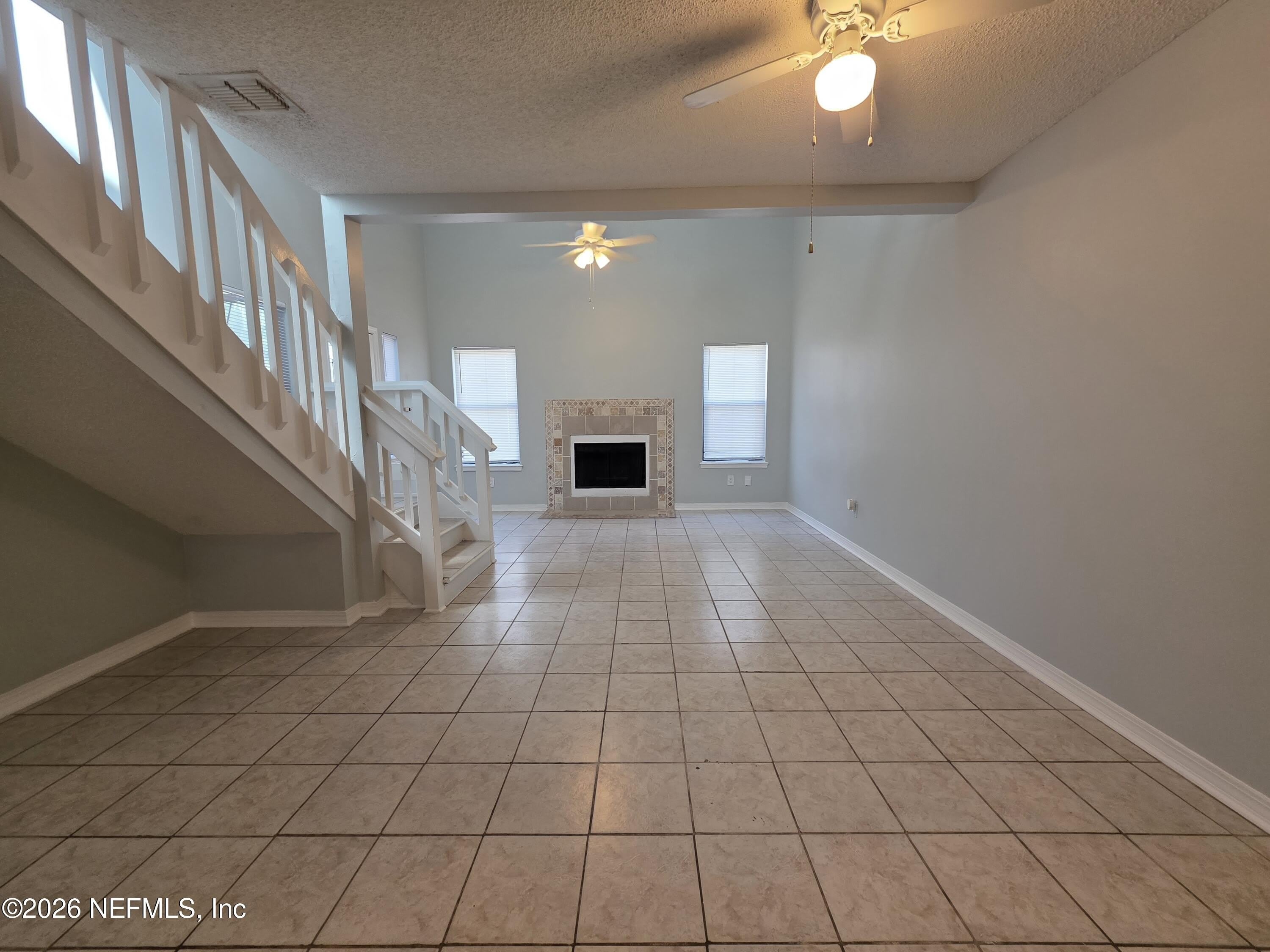 1301 W DEFENDER Court – photo 2