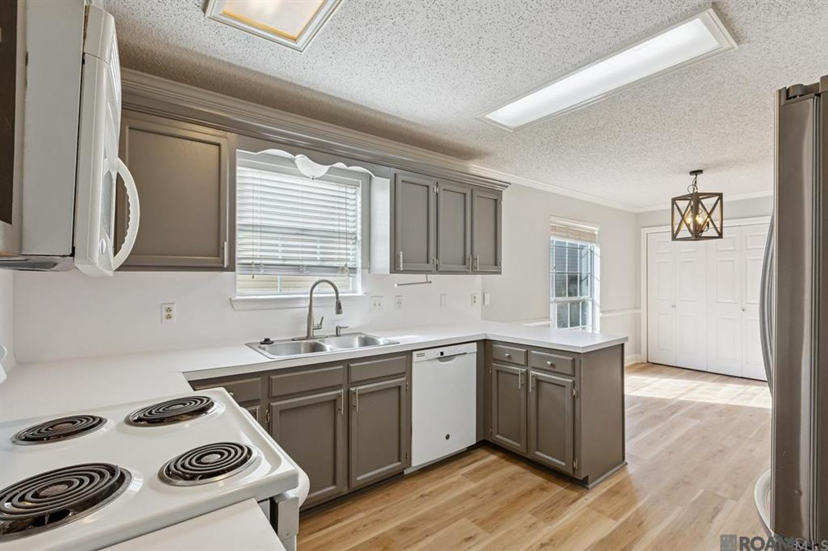 3325 Myrtle Grove – photo 4