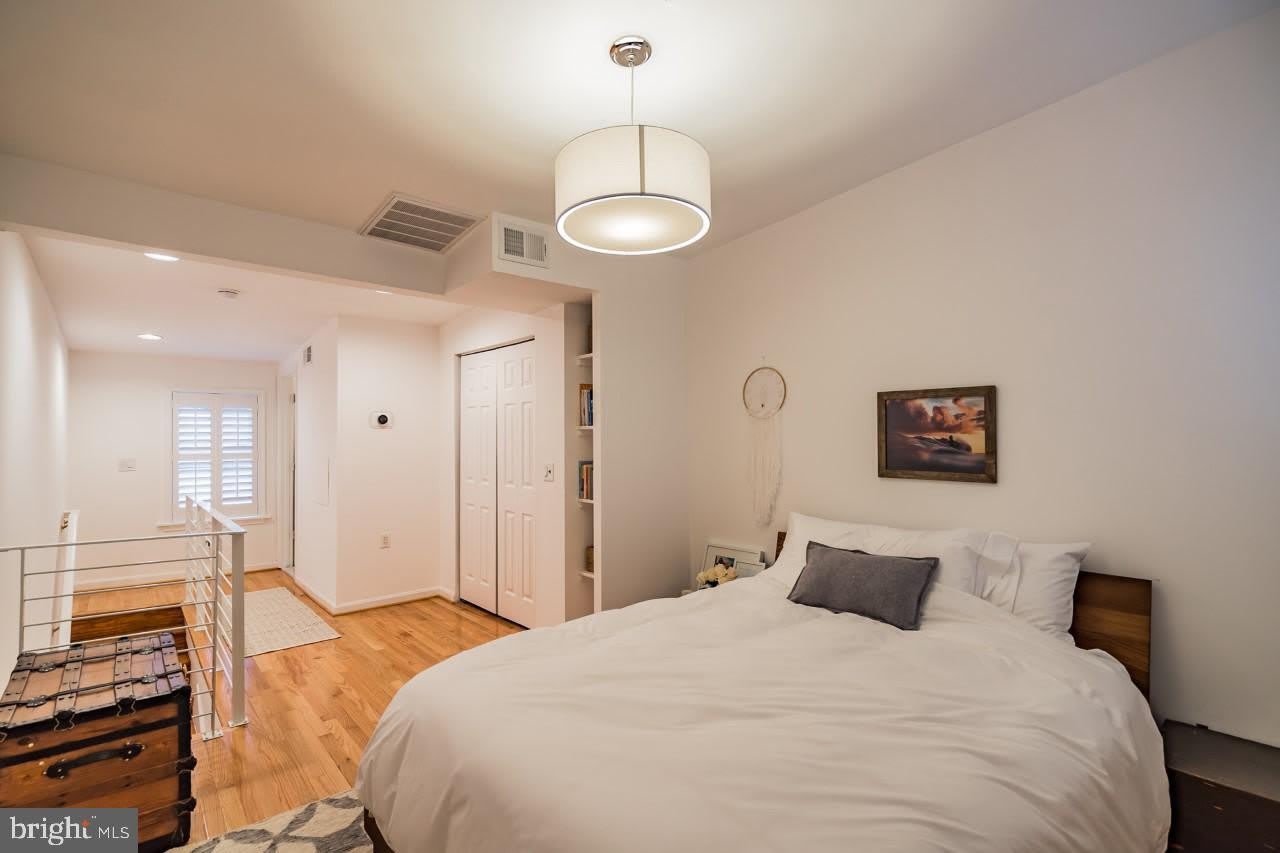 619 11TH Street NE – photo 4