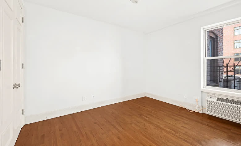 159 E 81st St – photo 5