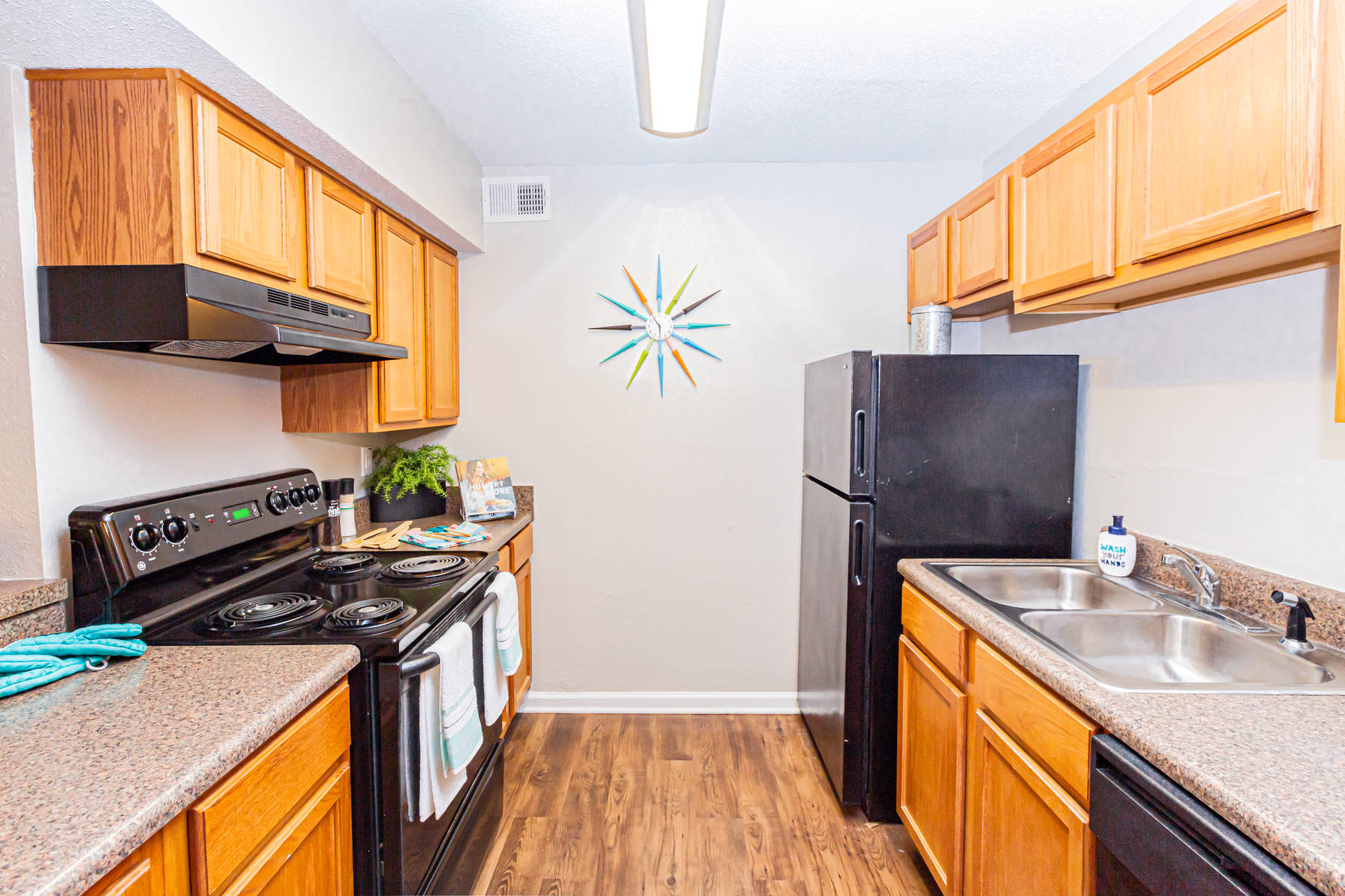 Cameron Run Apartment Homes – photo 3