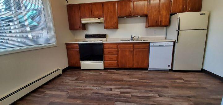 1107 Alderson Ave – photo 5