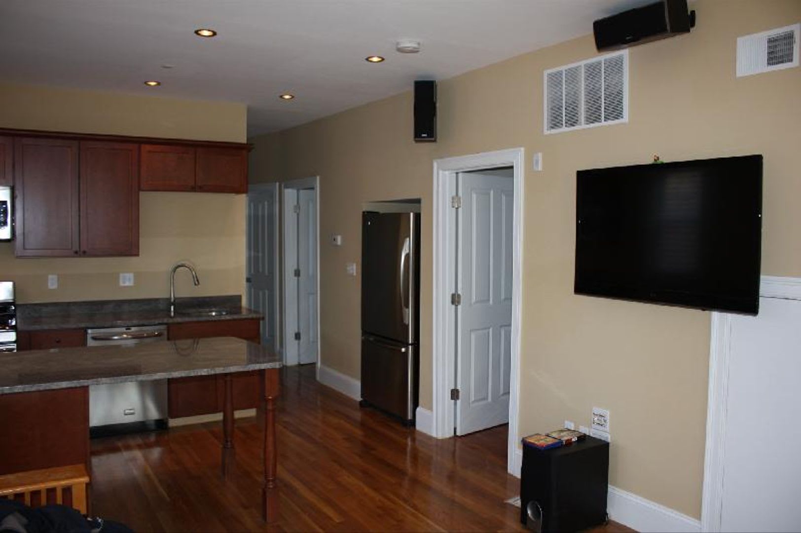 142 Hillside St #1A Boston MA 02120 – photo 2