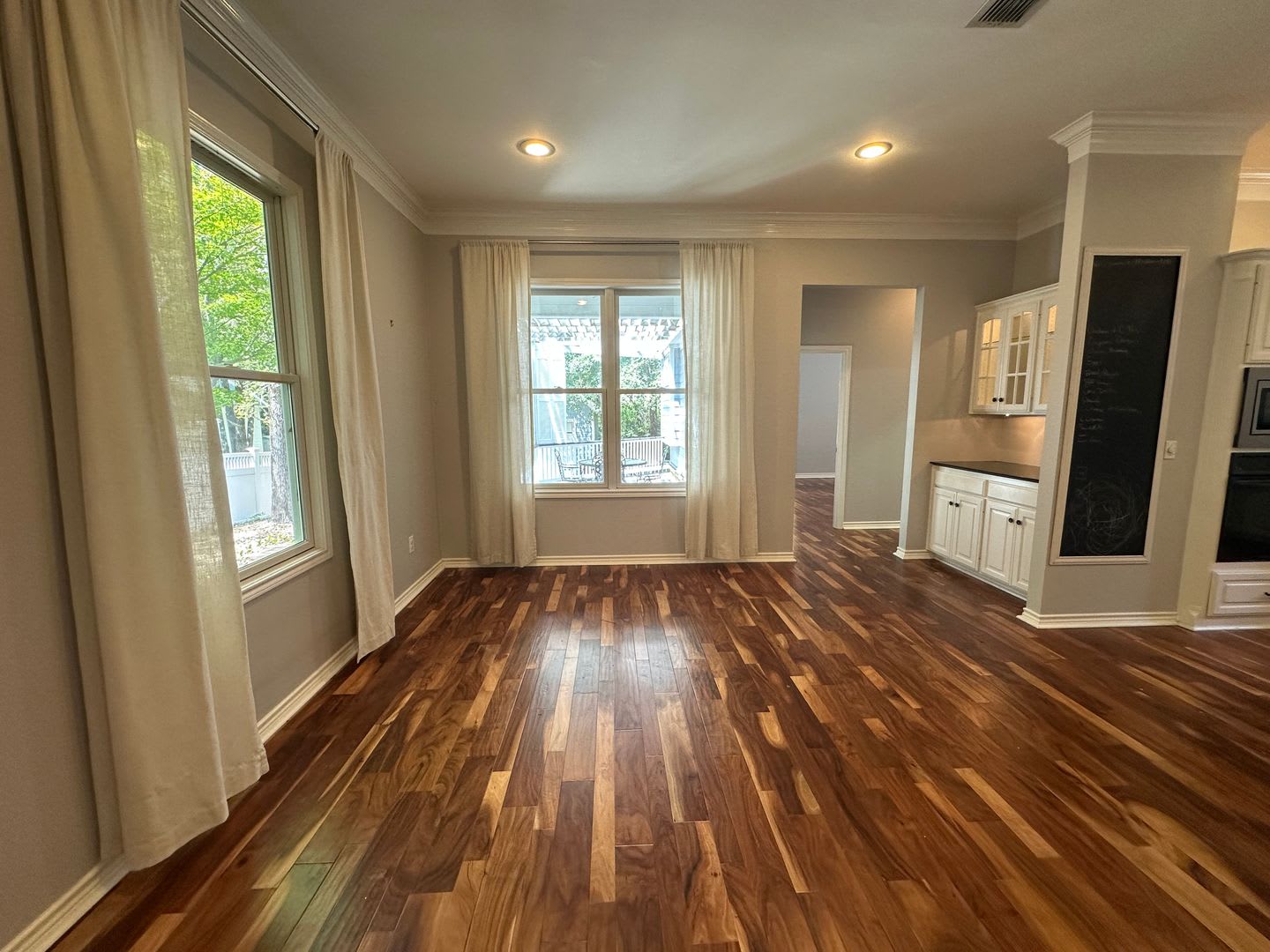 3934 Hanover Pl – photo 5