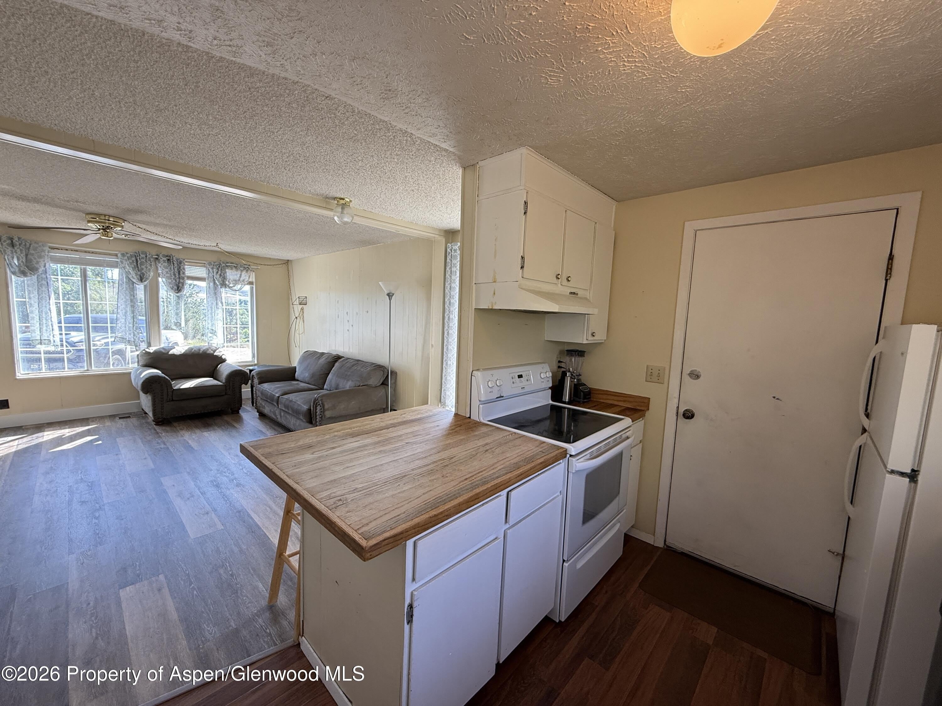 1160 Yampa Avenue – photo 4