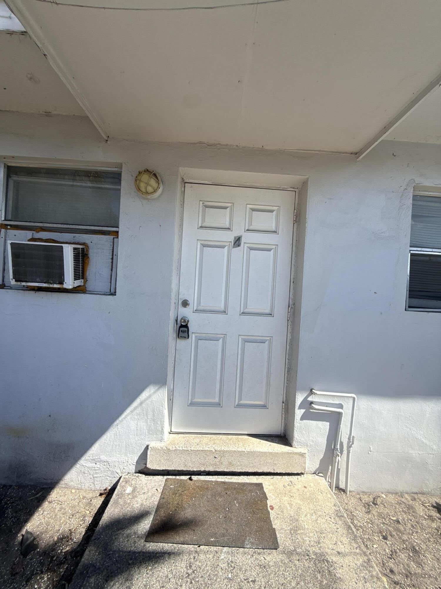720 SW 7th Street – photo 4