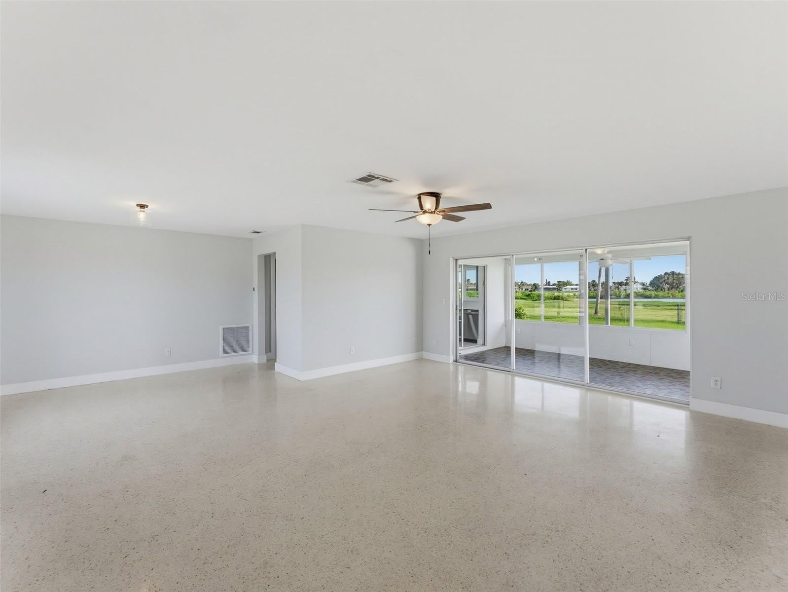 4044 HEADSAIL Drive – photo 4